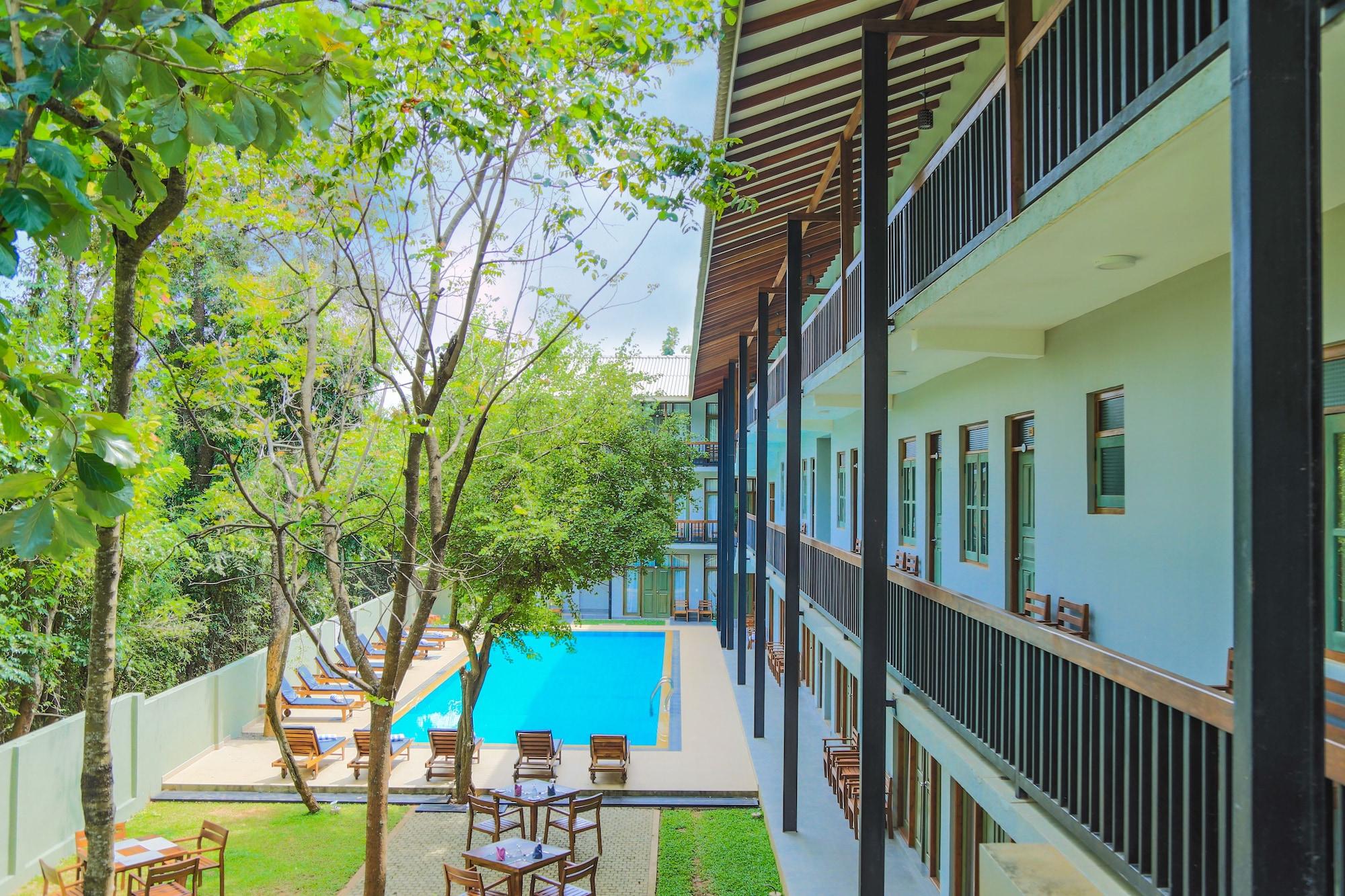 Fresco Water Hotel